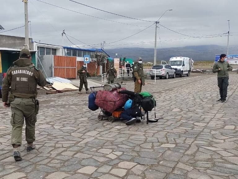 Carabineros realizó operativo de recuperación de espacios públicos en Plaza de Armas de Colchane