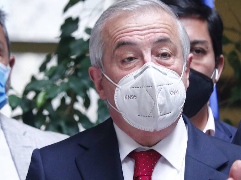 Jaime Mañalich declarará ante el ministerio público por muertes Covid-19