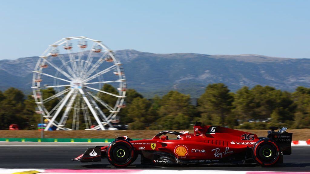 LE CASTELLET, FRANCE - JULY 22: Charles Leclerc of Monaco driving the (16) Ferrari F1-75 on track during practice ahead of the F1 Grand Prix of France at Circuit Paul Ricard on July 22, 2022 in Le Castellet, France. (Photo by Mark Thompson/Getty Images)