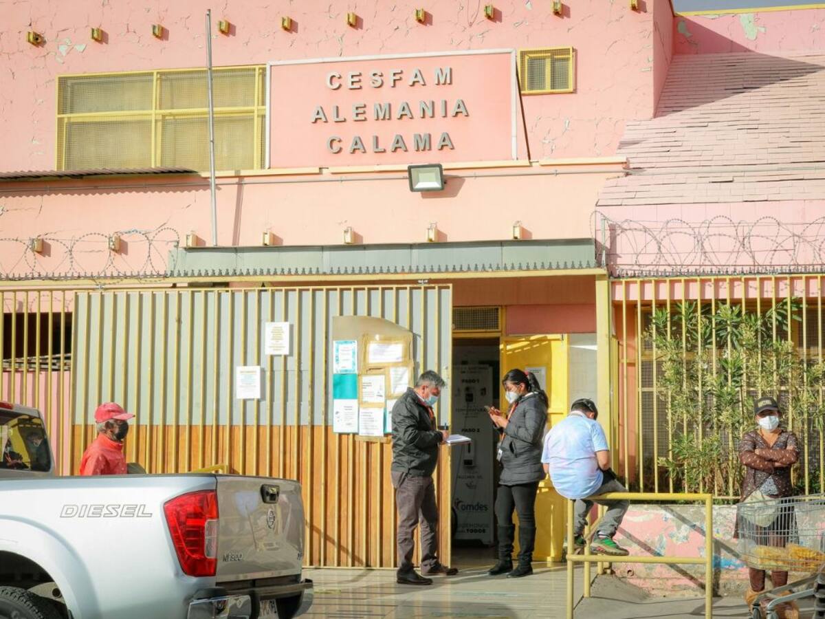 Terror en consultorio de Calama: sujeto armado entra con cuchillo y desata alarma total