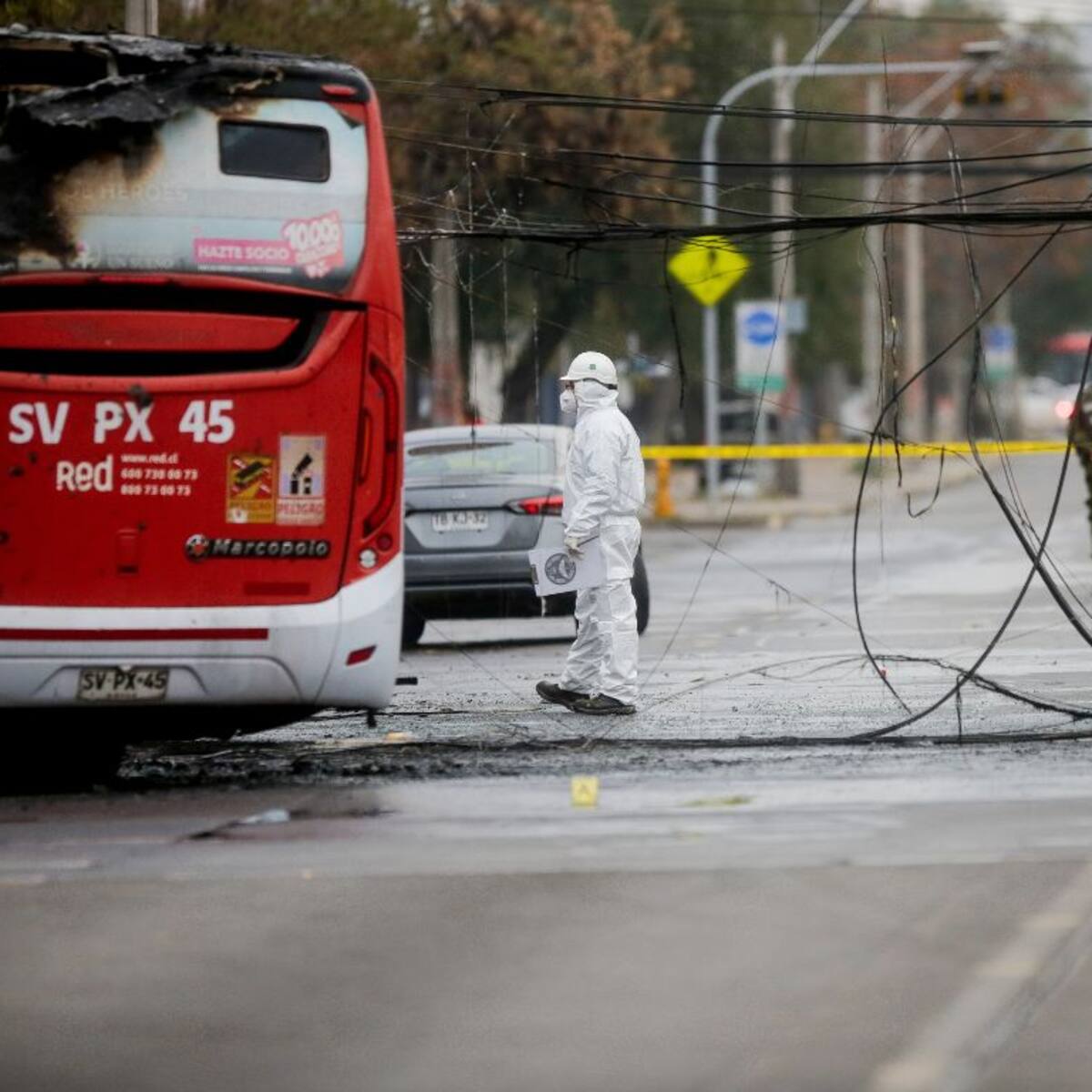 Fatal accidente en barrio Franklin: confirman que víctimas huían de fiscalización y cruzaron semáforo en rojo
