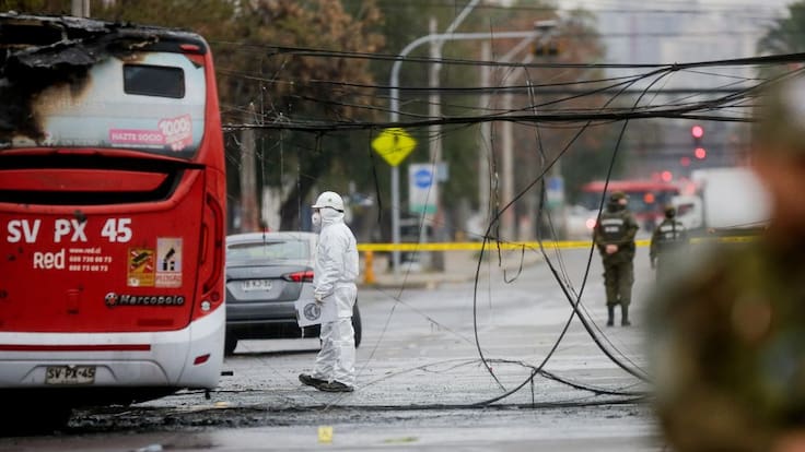 Fatal accidente en barrio Franklin: confirman que víctimas huían de fiscalización y cruzaron semáforo en rojo