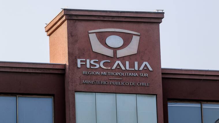 22 de ABRIL de 2019/SANTIAGOImágenes temáticas de la fachada de la Fiscalía Regional Metropolitana Sur, ubicada en la comuna de San Miguel.
FOTO: HANS SCOTT/AGENCIAUNO