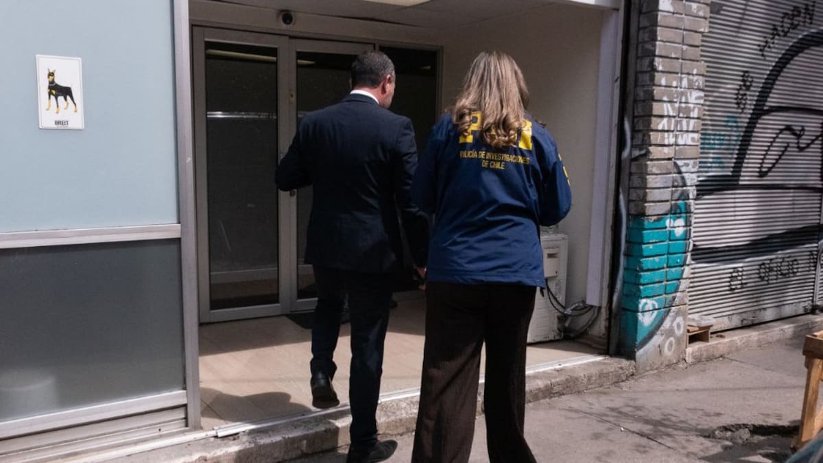 Roban bodegas del Poder Judicial en Santiago: sustraen vehículos y equipos por cerca de $80 millones