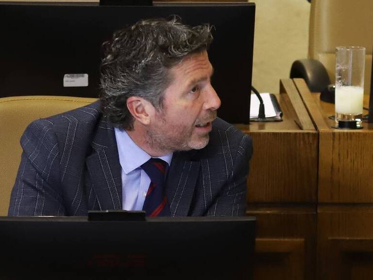 Diputado Eduardo Cornejo y su equipo sufren robo en San Francisco de Mostazal