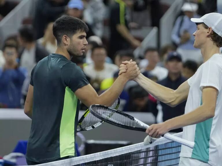 Carlos Alcaraz y Jannik Sinner viajaron juntos a Shanghái en avión privado tras la gran final que disputaron en Pekín