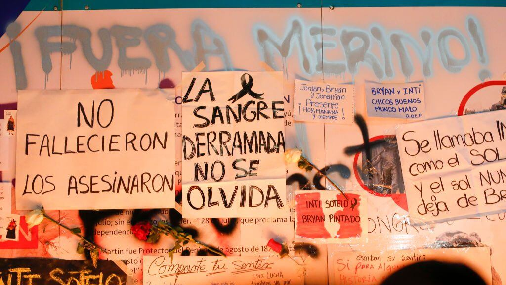 LIMA, PERU - NOVEMBER 15: Protestors leavegraffitis and posters with messages against interim president Manuel Merino and claiming for justice for the murdered during the protests at Plaza San Martin on November 15, 2020 in Lima, Peru. Merino, who was replacing ousted president Vizcarra, stepped down on his sixth day in power following massive protests . (Photo by Ricardo Moreira/Getty Images)