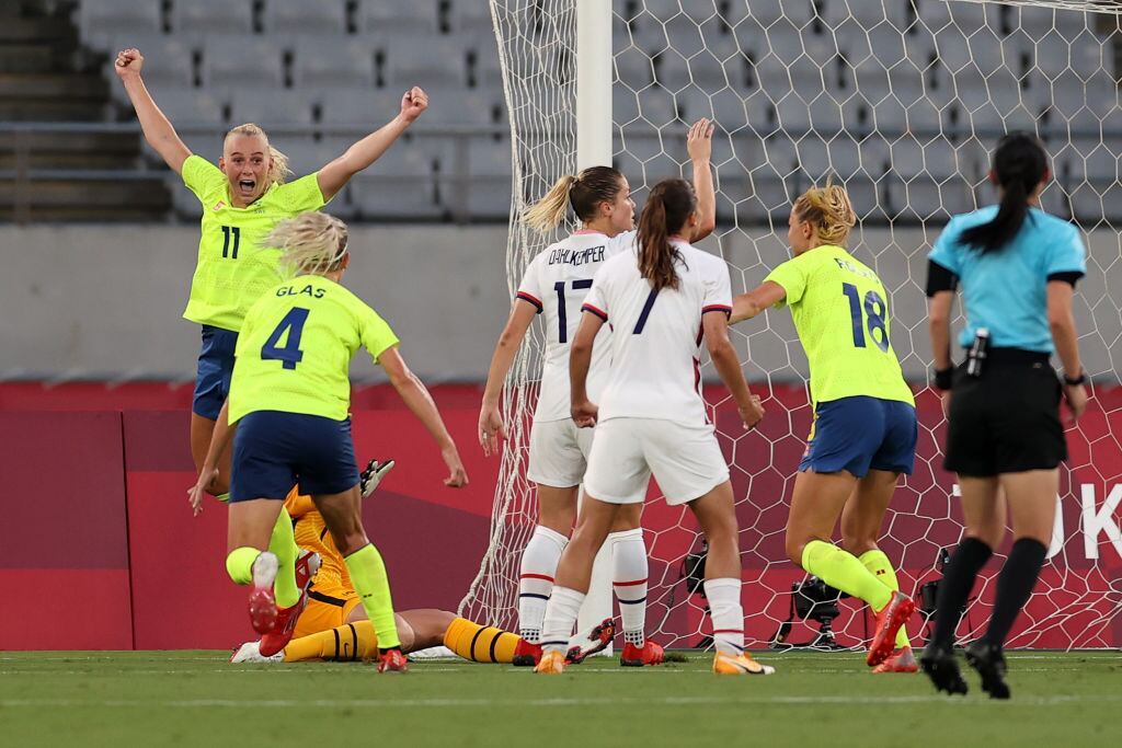 Stina Blackstenius celebra su segundo tanto ante EEUU en los JJOO de Tokio