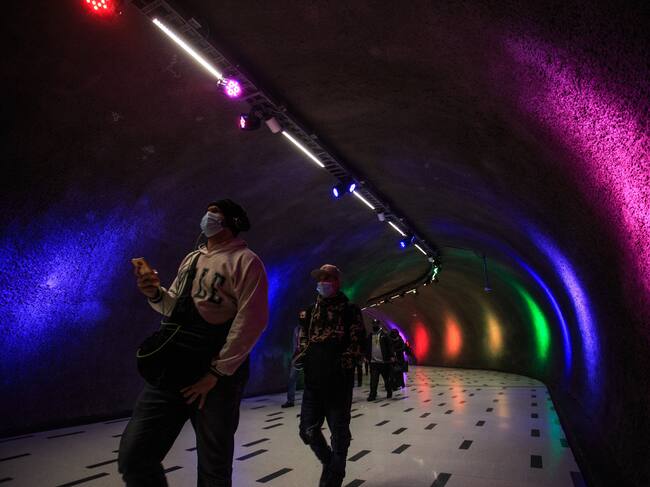 Metro de Santiago en el mes del Orgullo | Agencia Uno