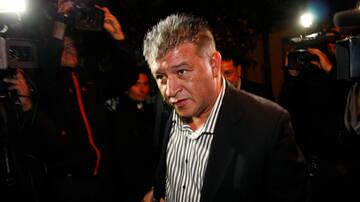 “Depende de mi familia”: Claudio Borghi reveló que podría volver a dirigir después de ocho años