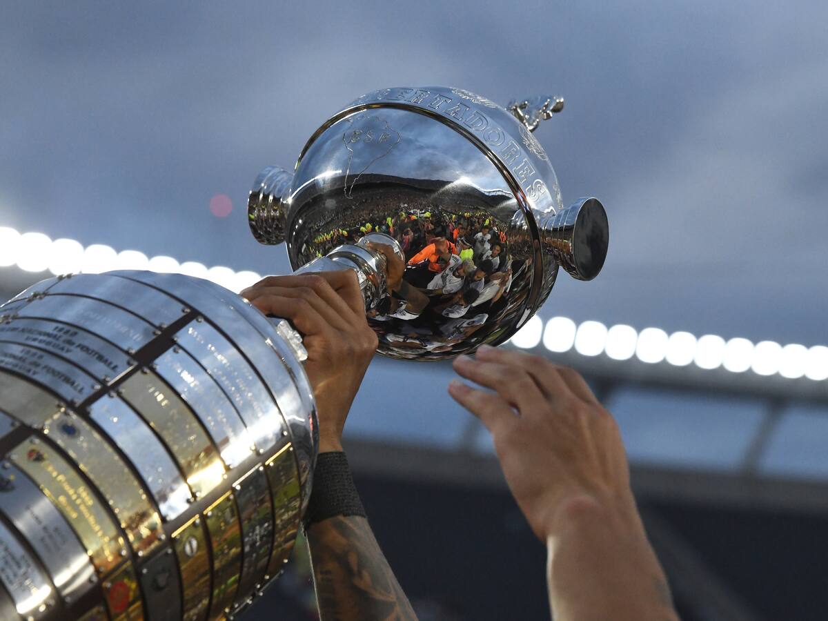 Con dos chilenos y un nuevo integrante: el ranking histórico de los goleadores más veteranos de la Copa Libertadores