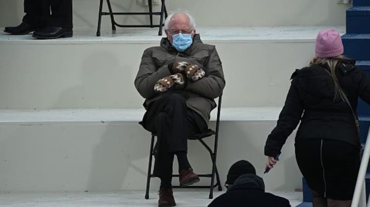 se agotaron los mitones de bernie sanders