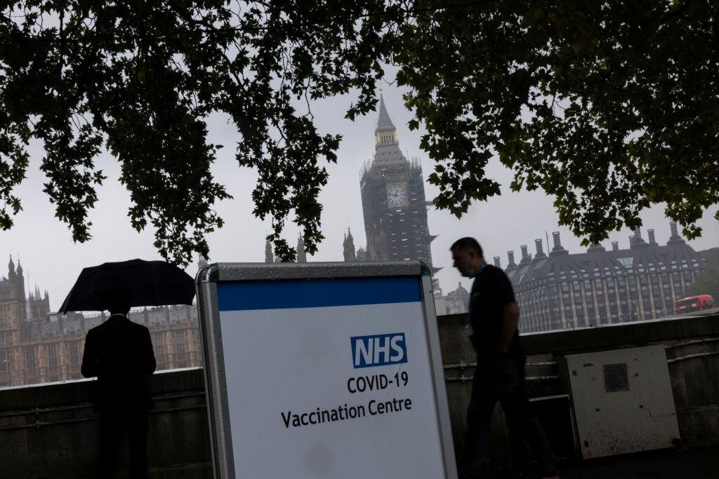 Avise de un centro de vacunación contra el Covid-19 en Londres