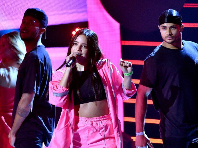 ¿Quién es Emilia Mernes? La cantante que revoluciona la música pop argentina