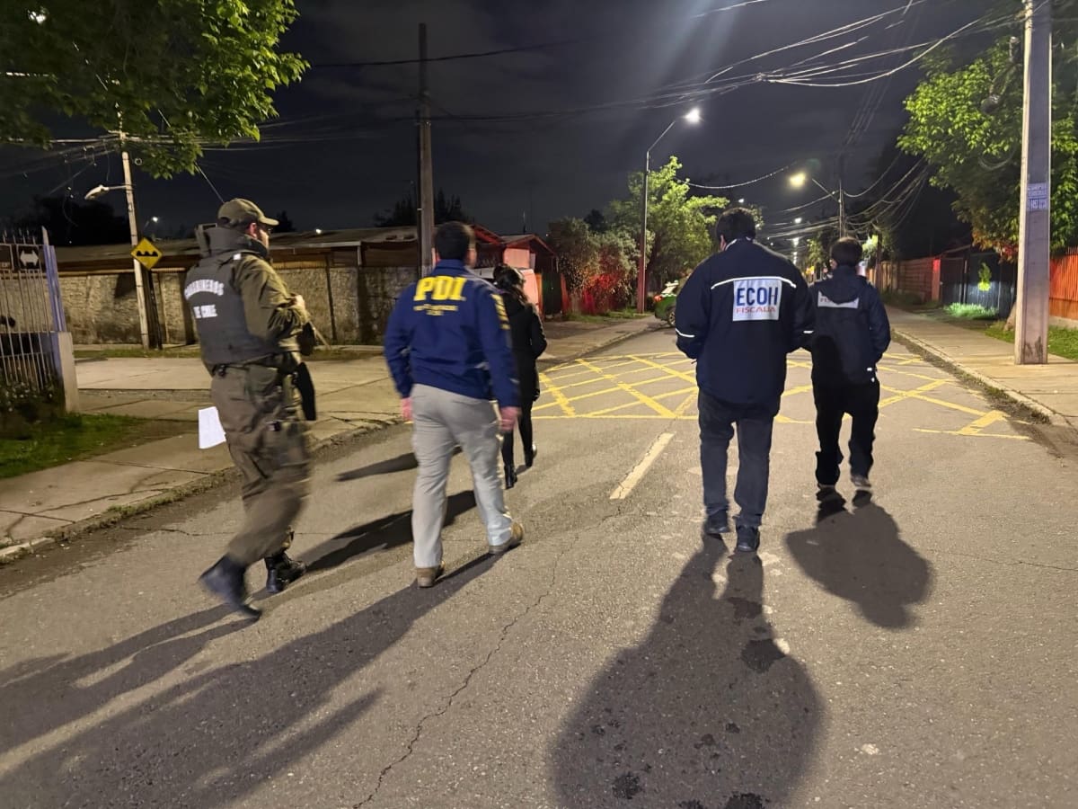 Hombre muere tras recibir múltiples disparos mientras se desplazaba en bicicleta por Macul