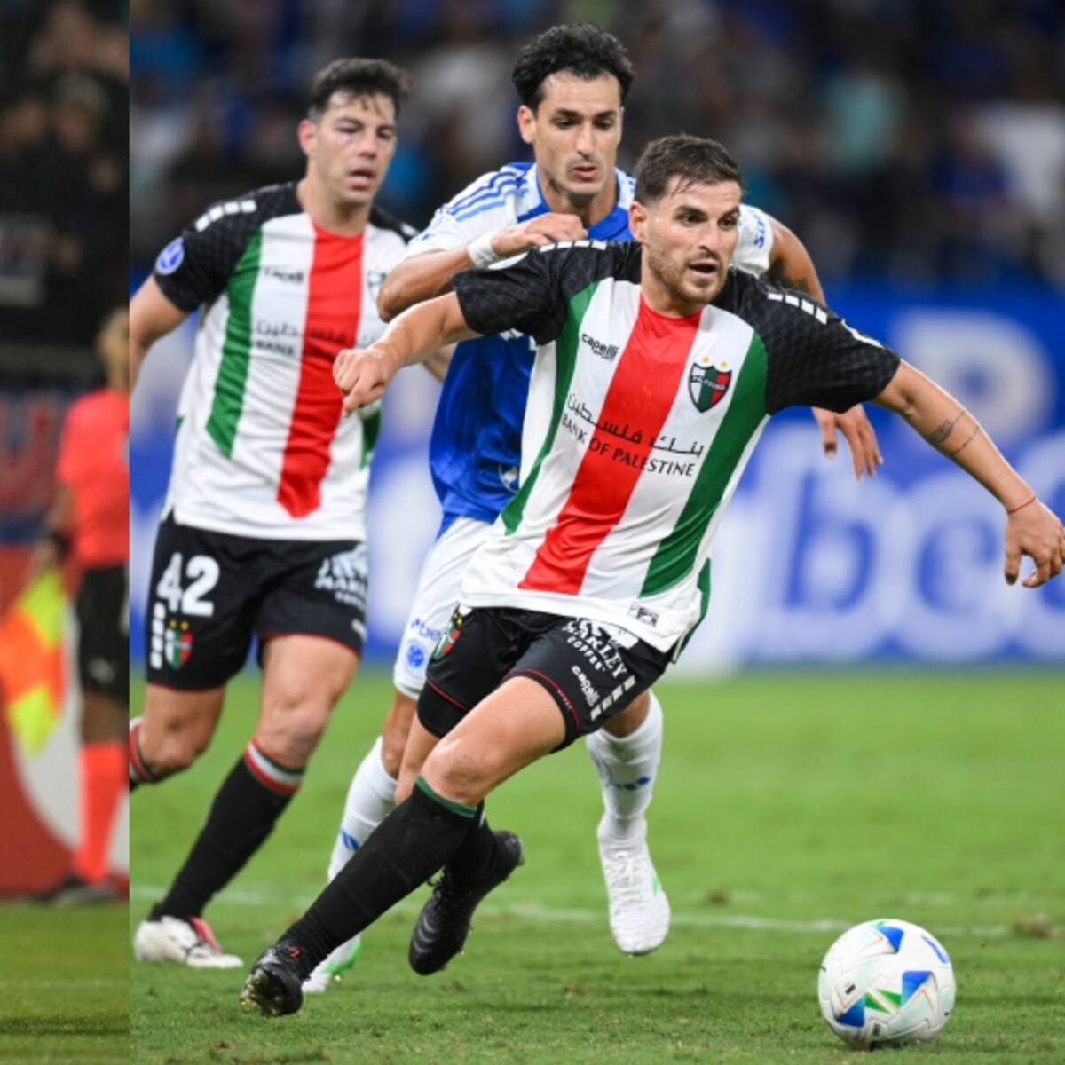 La U y Palestino quieren seguir en carrera: comienzan los playoffs de la Copa Sudamericana 2025