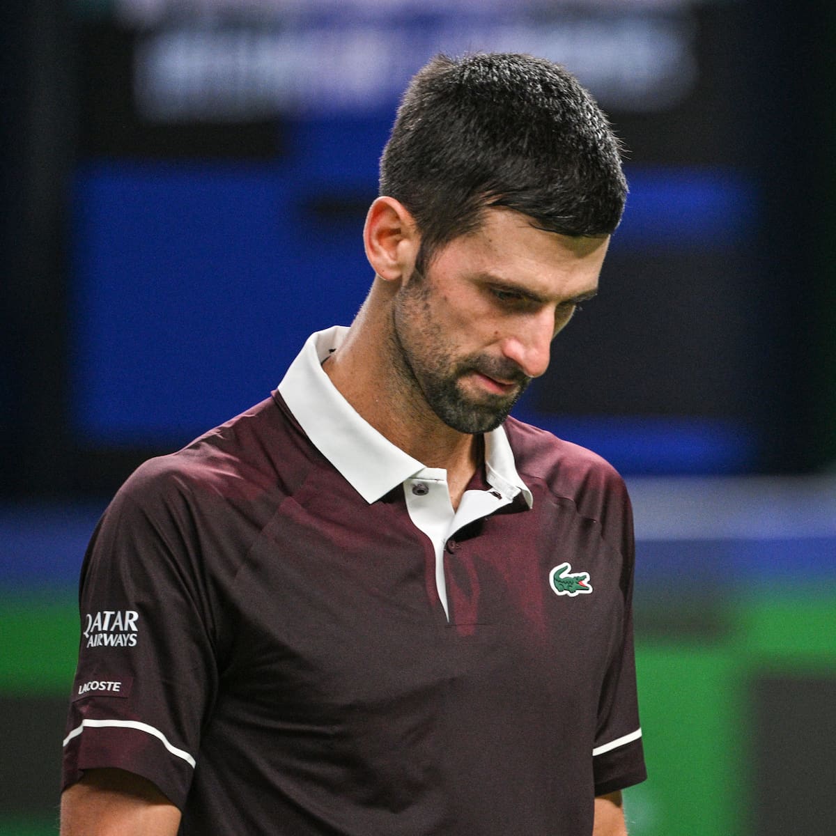 Djokovic sufre una inesperada caída en Shanghai: eliminado en segunda ronda ronda por el 34 del ranking ATP