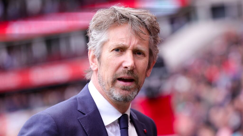 Edwin van del Sar es internado tras sufrir un derrame cerebral