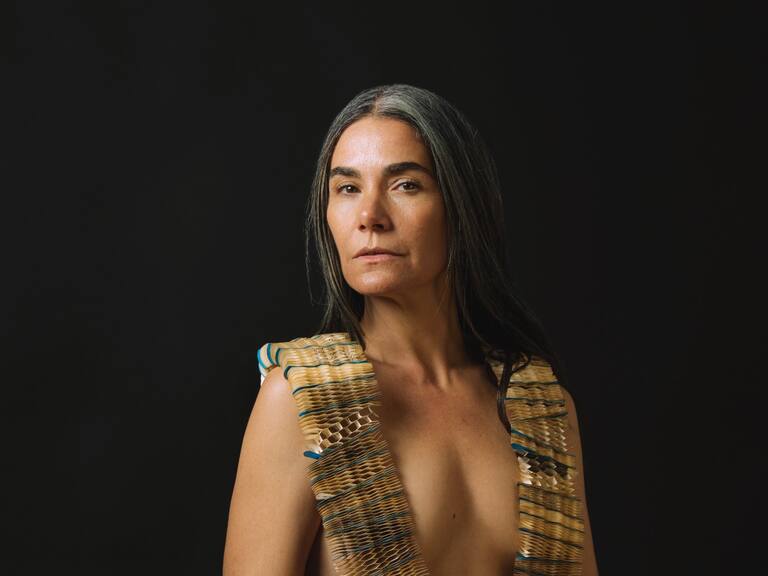 En concierto comunitario la cantante Natalia Contesse estrena su cuarto disco