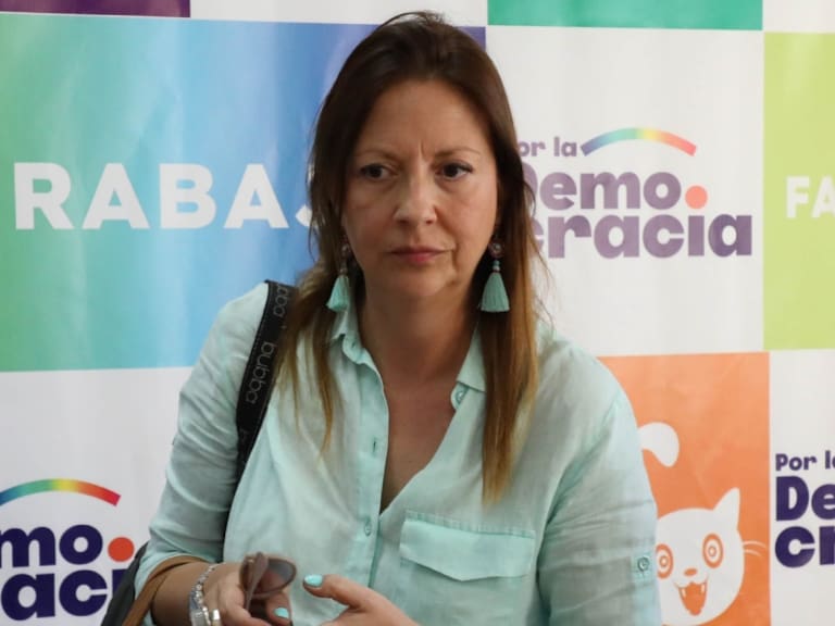 Natalia Piergentili llama al Gobierno a realizar autocrítica y dejar de hablar a "los monos peludos, al 30% que tienes, a les compañeres"