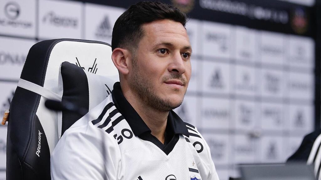 Ramiro González y la opción de ser titular en Colo Colo: "Será una competencia sana, por el bien del equipo"