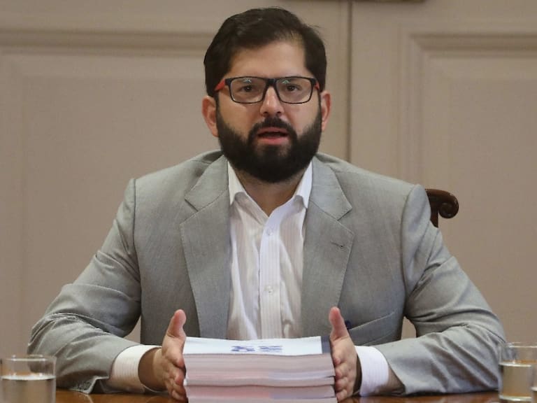 Presidente Boric insiste en una «convención electa» para elaborar la nueva Constitución