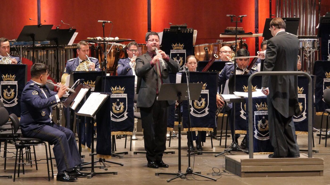 José Luis Urquieta y Banda Sinfónica FACH
