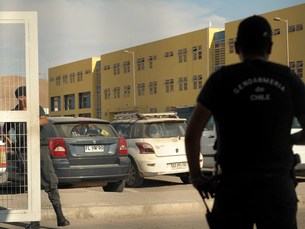 Mujer acusada de “esclavizar” a niño en Iquique fue golpeada en cárcel de Alto Hospicio: debió ser trasladada a hospital