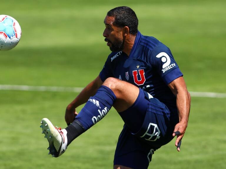 Jean Beausejour: "La U tiene que salir no tan vulnerable emocionalmente post Superclásico"