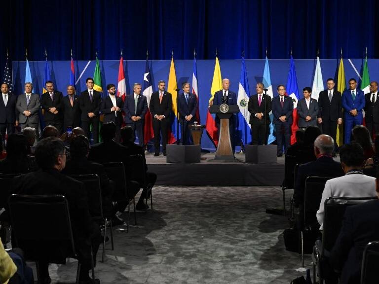 Cumbre de las Américas: 20 países del continente, incluido Chile, firman declaración para contener crisis migratoria