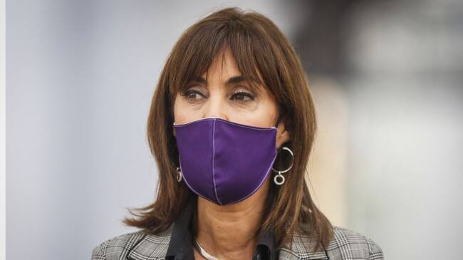 25 de agosto del 2020/SANTIAGOLa ministra de la Mujer y la Equidad de Género, Mónica Zalaquett, habla en el punto de prensa, tras finalizar la reunión de la Mesa del Circuito Intersectorial de Femicidios (CIF), en el ministerio del Interior en el Palacio de La Moneda, para reforzar coordinación en la atención y prevención de mujeres víctimas de violencia.
FOTO: SEBASTIAN BELTRAN GAETE/AGENCIAUNO