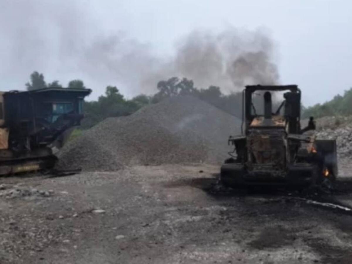PDI investiga ataque incendiario en Santa Bárbara: dos máquinas forestales resultaron quemadas