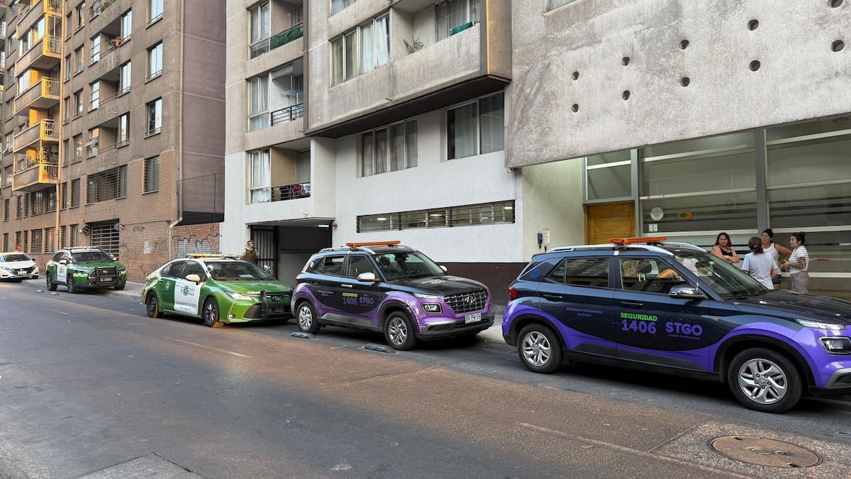Menor fallece tras caer desde un piso 12 en Santiago Centro