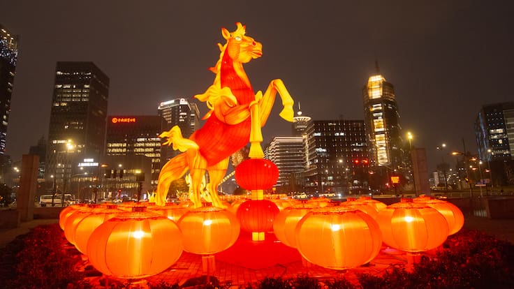 Año Nuevo Chino 2026: chileno revela desde China los impactantes robots y shows de drones que reemplazan los fuegos artificiales
