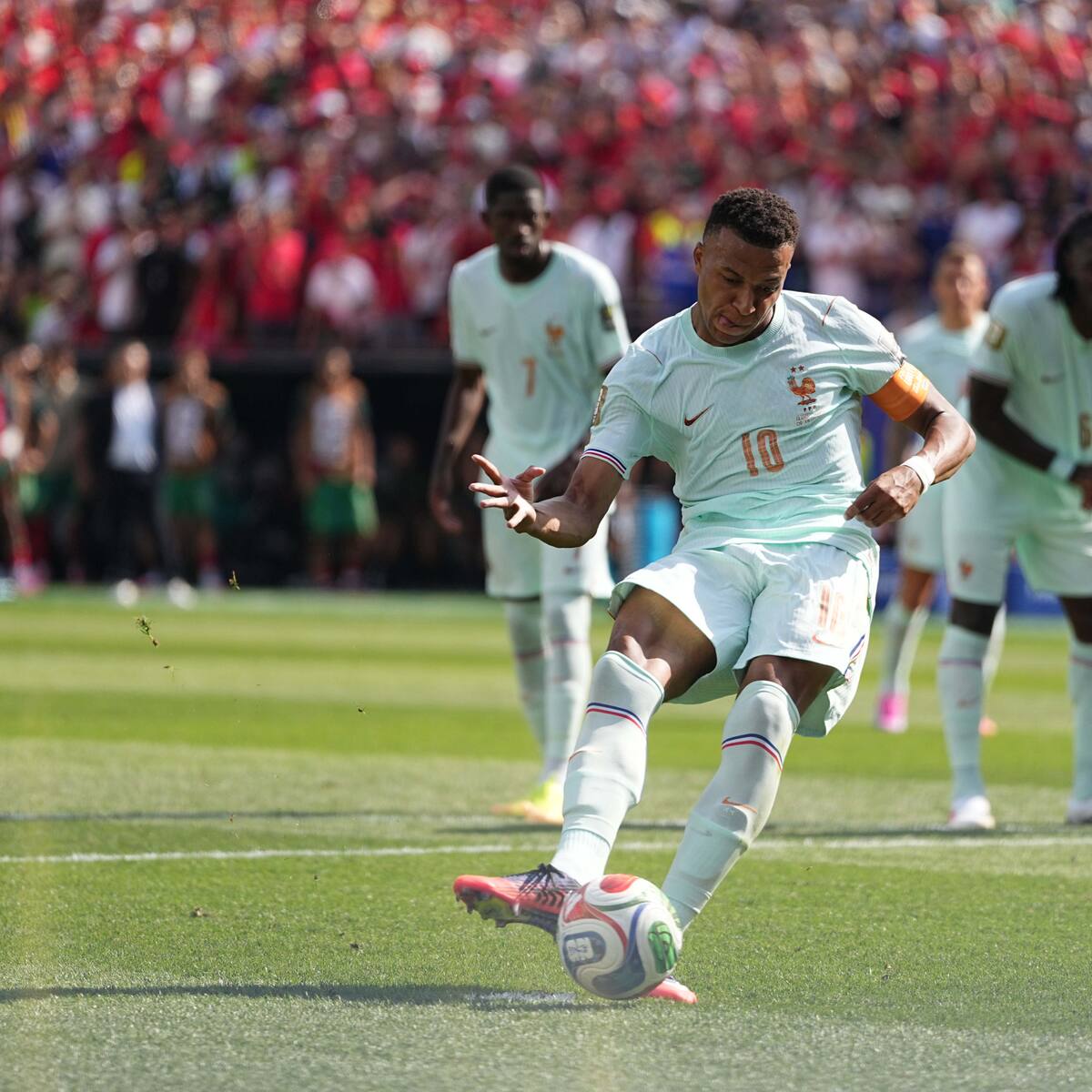 El deficiente penal de Mbappé ante Marruecos en el inicio de los cuartos de final del Mundial 2026