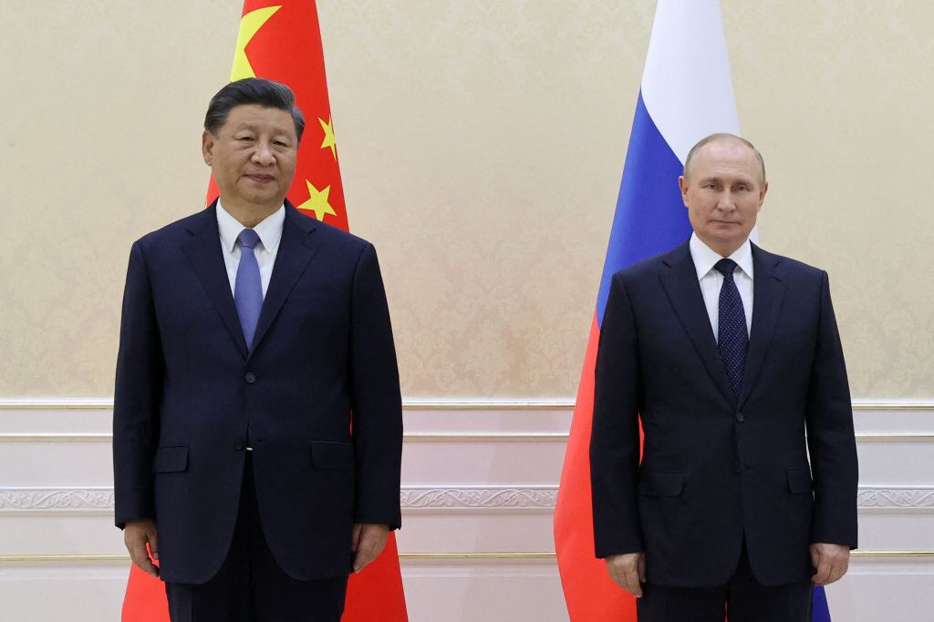 Xi Jinping junto a Vladimir Putin en evento de la Organización de Cooperación de Shanghái