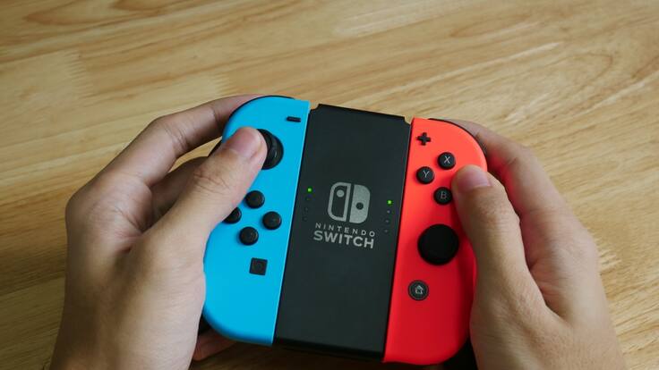 Todo por una Nintendo Switch: niño de 11 años es acusado de matar a su padre