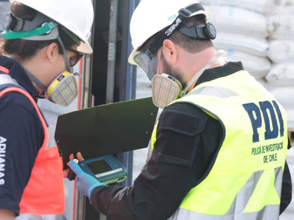 Operacion de Elitox: PDI incauta alrededor de 700 toneladas de sustancias químicas