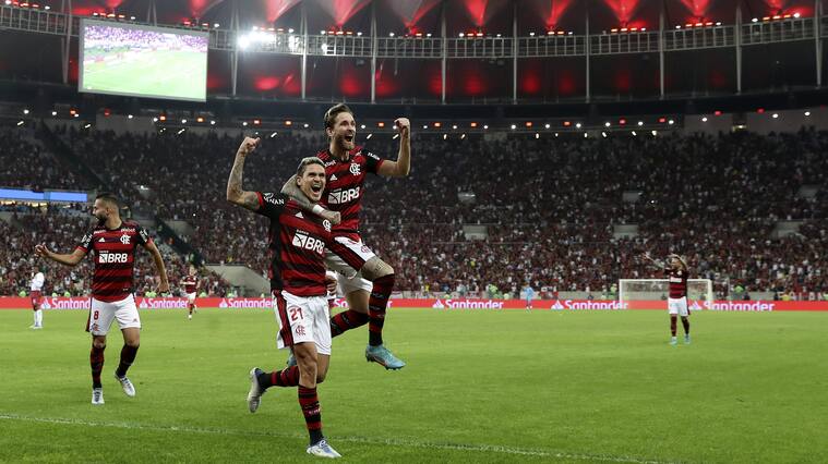 Flamengo golea a Deportes Tolima y avanza en Copa Libertadores