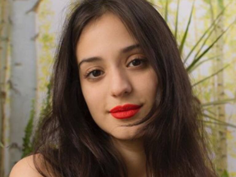 «Mamita doble»: Rocío Toscano anunció su embarazo con fotografía desde la cima de una montaña