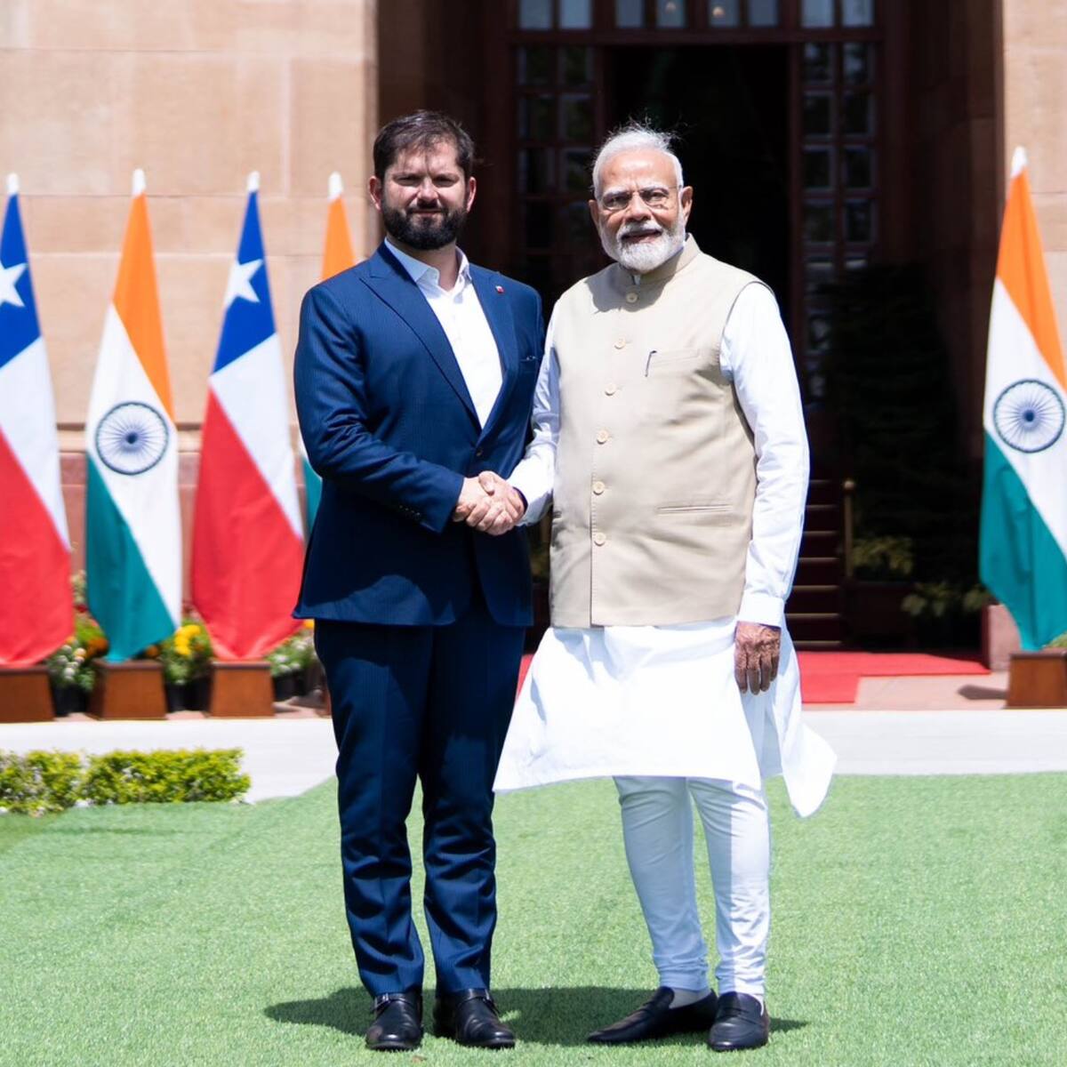 Presidente Boric se reúne con primer ministro de India y anuncia importante acuerdo económico