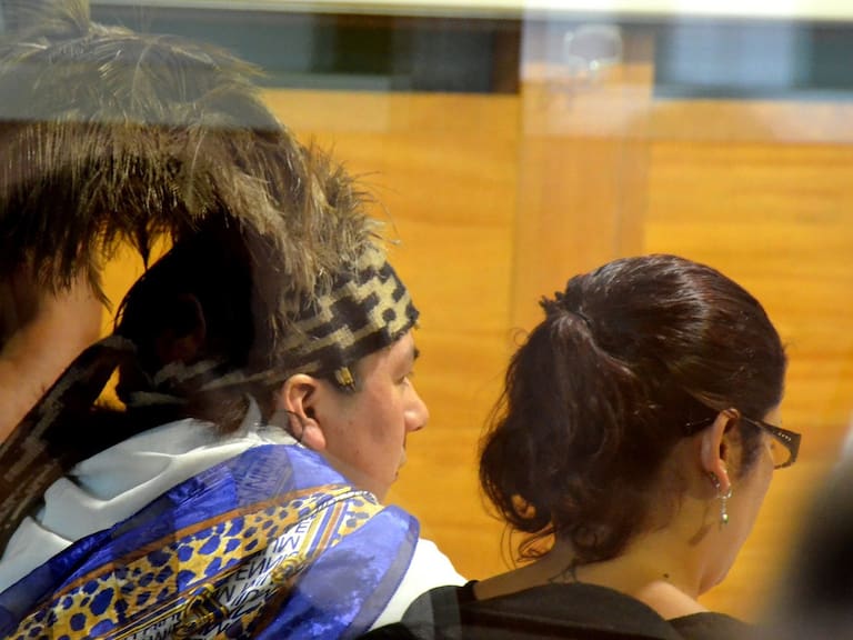 Amplio operativo policial trasladó al Machi Celestino Córdova a su rewe en la Araucanía