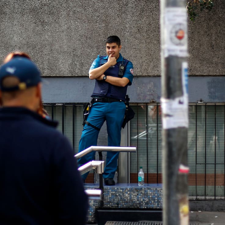 ¿Reloj en contra? Solo el 13% de las empresas en Chile ya cumple con la reducción a 42 horas