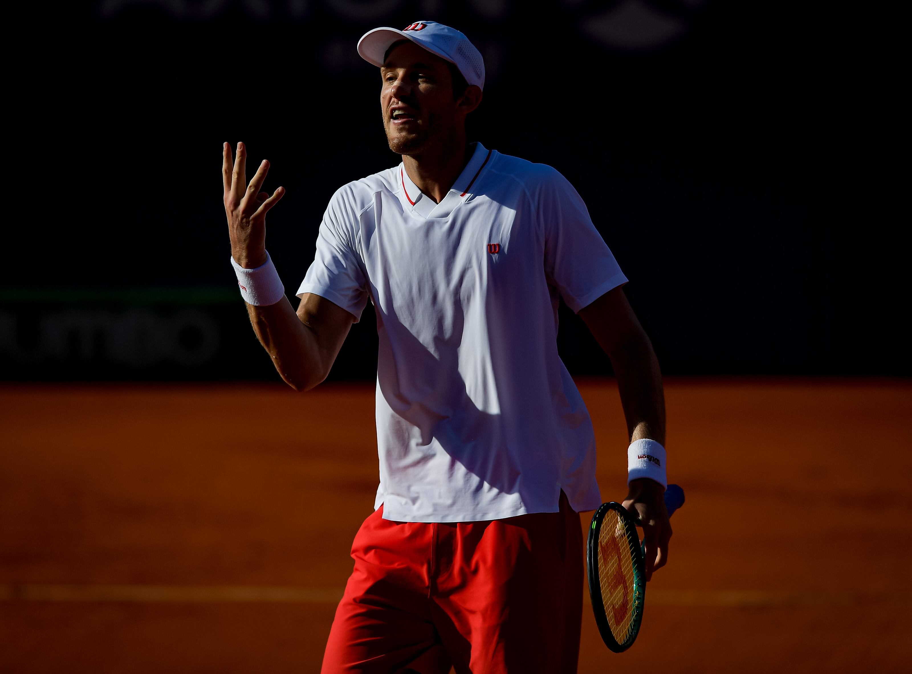 BUENOS AIRES, ARGENTINA - FEBRUARY 12: Nicolas Jarry of Chile reacts against Diego Schwartzman of Argentina during day 3 of the IEB+ Argentina Open 2025 at Buenos Aires Lawn Tennis Club on February 12, 2025 in Buenos Aires, Argentina. (Photo by Marcelo Endelli/Getty Images)