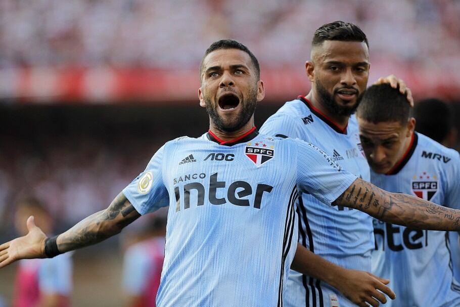 Daniel Alves en el Sao Paulo