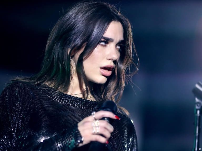 Demandan a Dua Lipa por plagio en una de sus canciones más conocidas