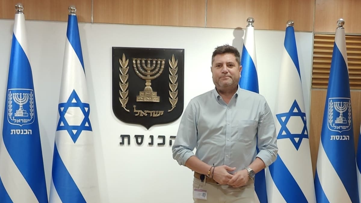 Cancillería entrega nota de protesta a embajador de Israel por dichos sobre expresidenta Bachelet