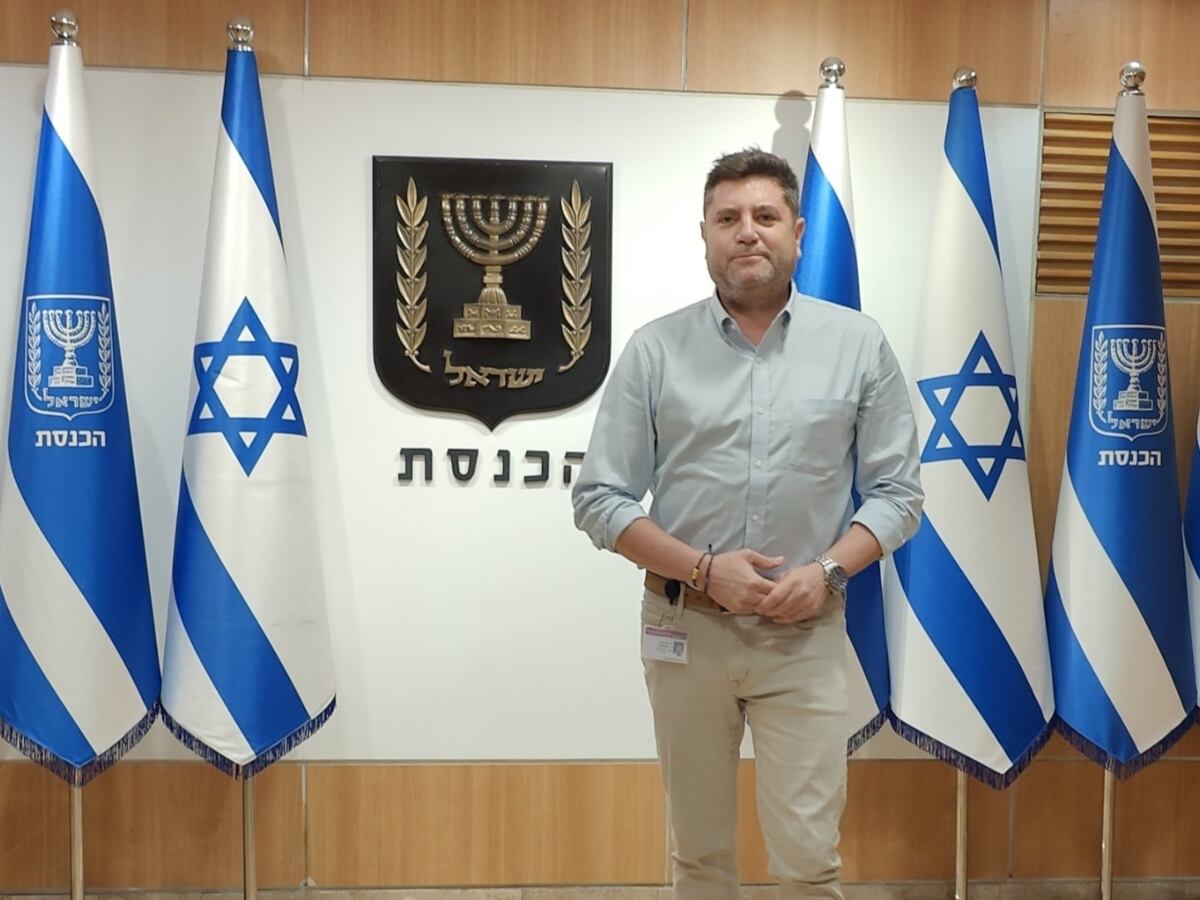 Cancillería entrega nota de protesta a embajador de Israel por dichos sobre expresidenta Bachelet
