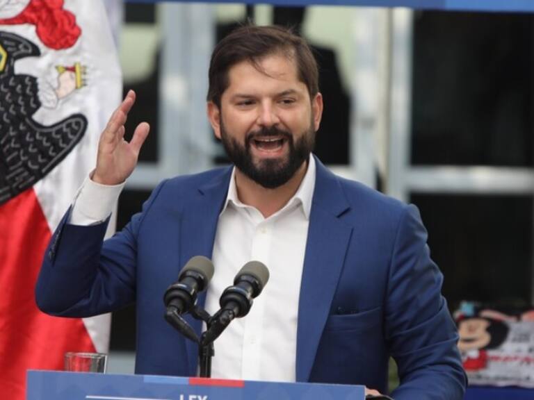 Presidente Boric en El País