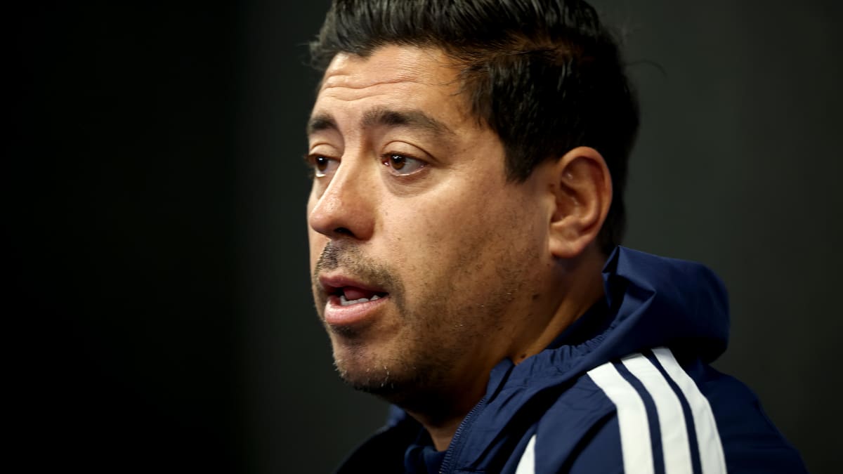 Nicolás Córdova revela su lista de jugadores para el recambio de La Roja: más de 30 nombres